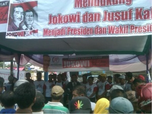 Relawan Garuda Relawan Jokowi- JK saat deklarasi di Pasar Baru Porong