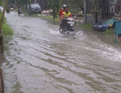 Banjir yang melanda kawasan Sedati.