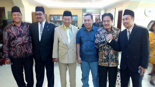 Tiga anggota dewan pengganti Abdul Kolik, Warih Andono dan Nur Achmad Syaifudin